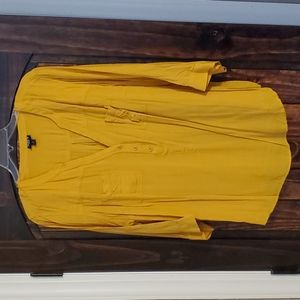 EUC Torrid mustard yellow blouse